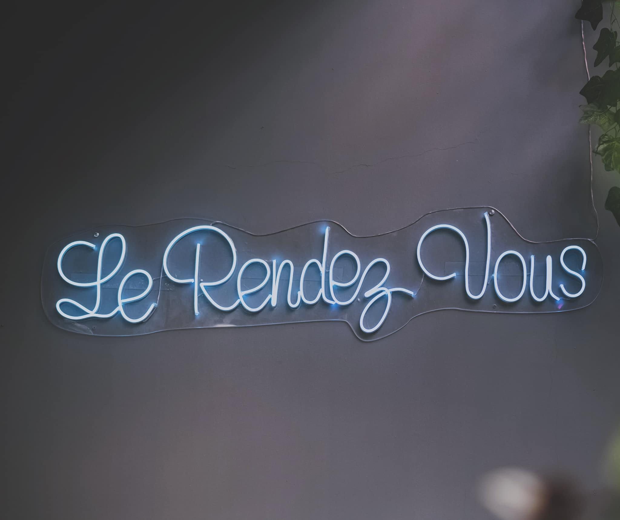 Le Rendez Vous