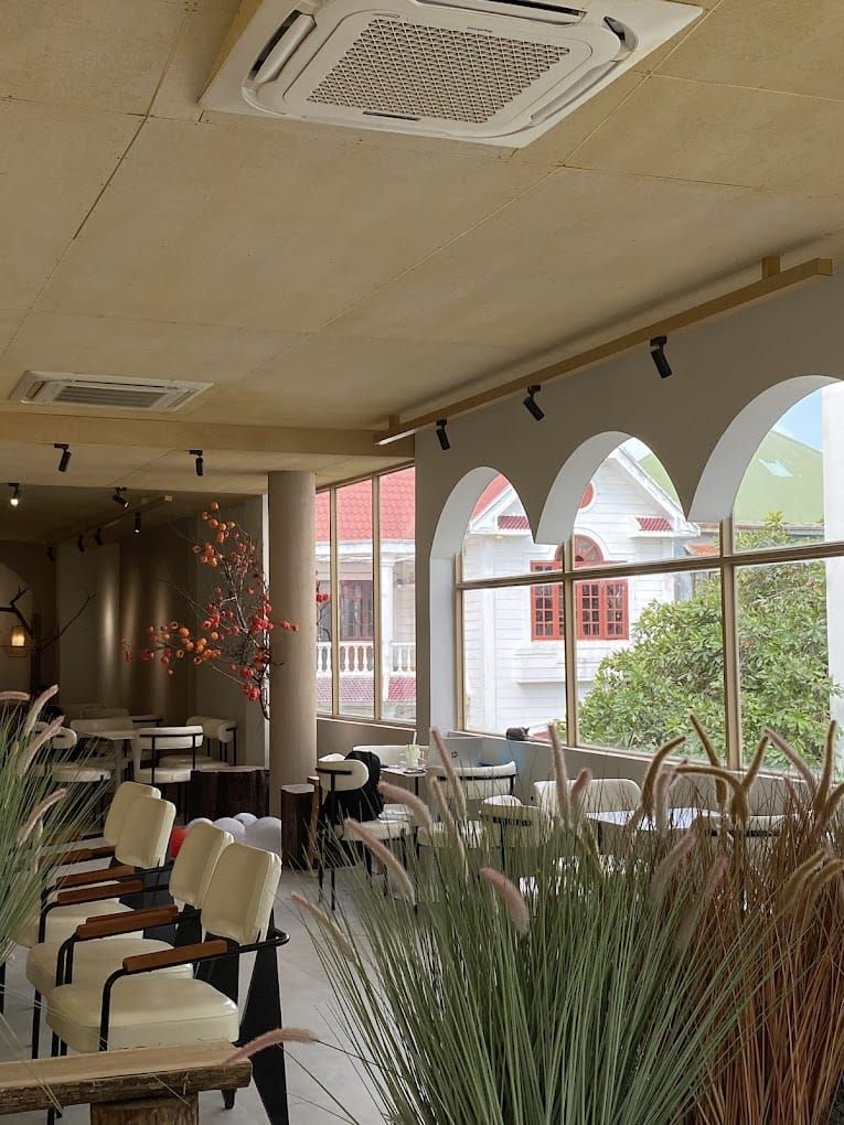 Claré Cake Bake & Brunch