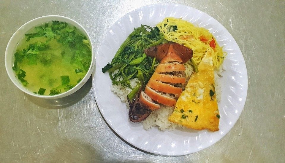 cơm trưa văn phòng Đà Nẵng