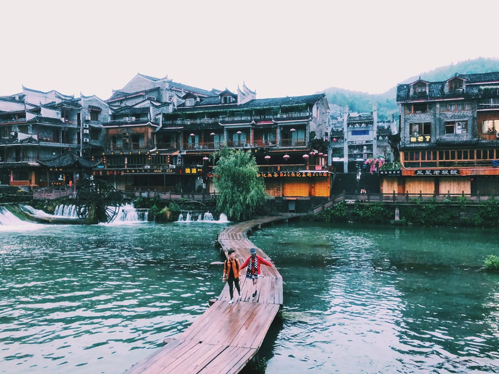 tour phượng hoàng cổ trấn từ đà nẵng