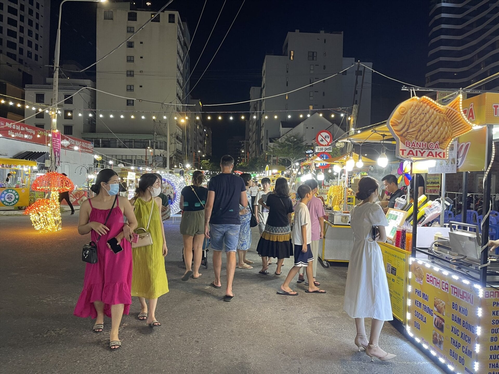 chợ đêm ở đà nẵng