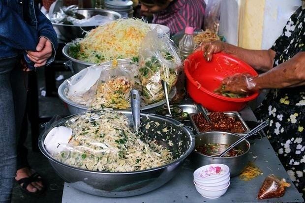 Mít Trộn Bà Già