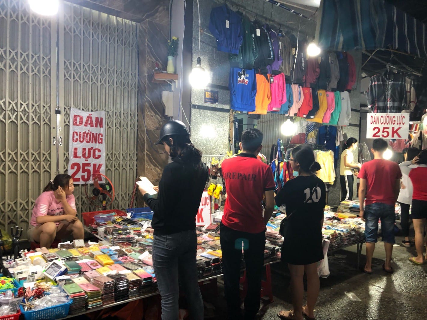 chợ đêm Lê Duẩn 