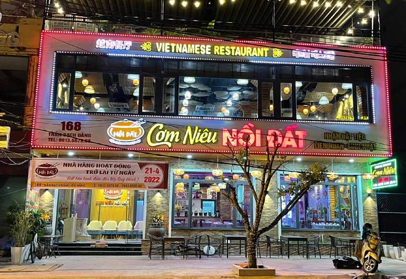 cơm niêu Nhà Đỏ