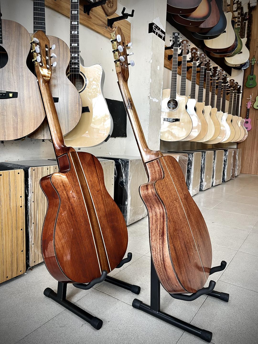 địa chỉ mua đàn guitar ở Đà Nẵng