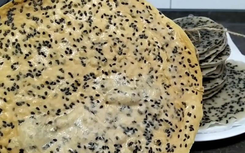 Làng bánh tráng Túy Loan