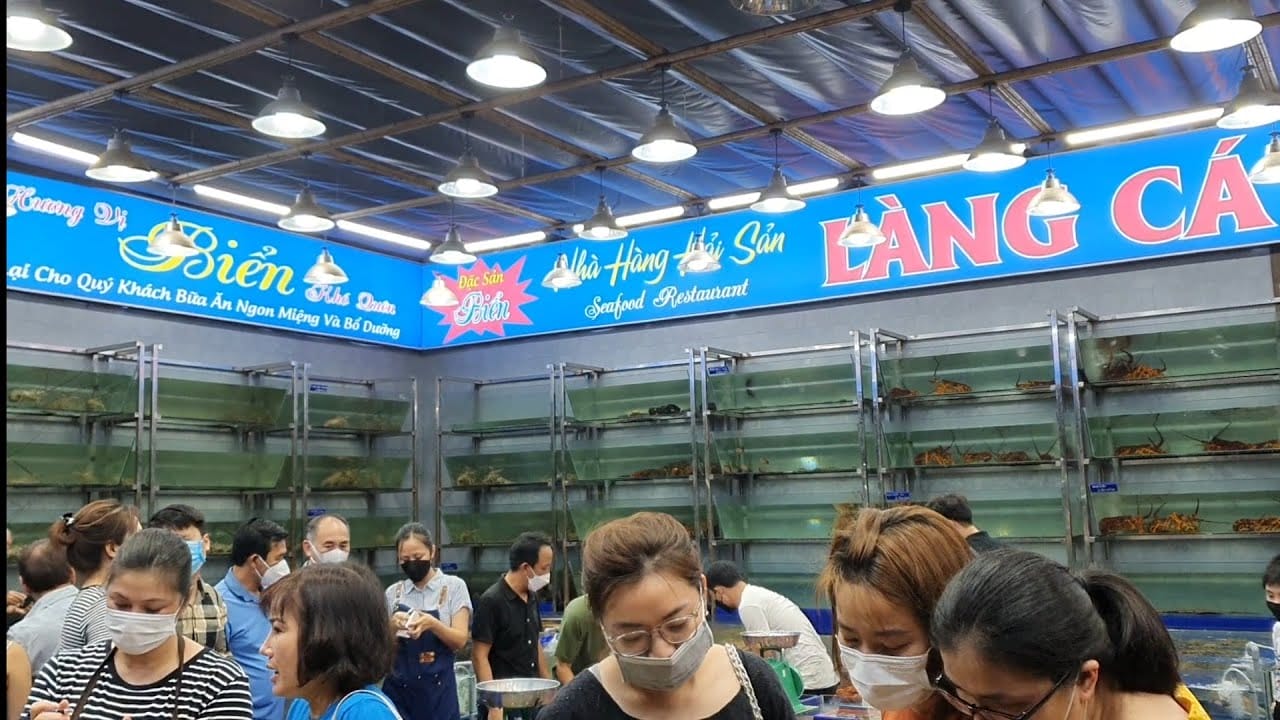 Nhà hàng Làng Cá