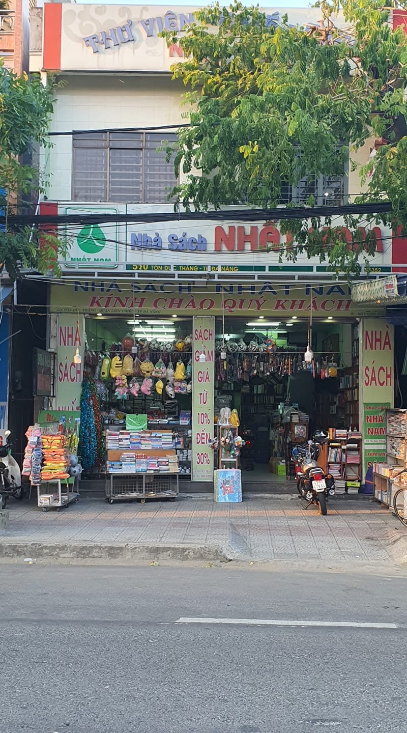 nhà sách đà nẵng