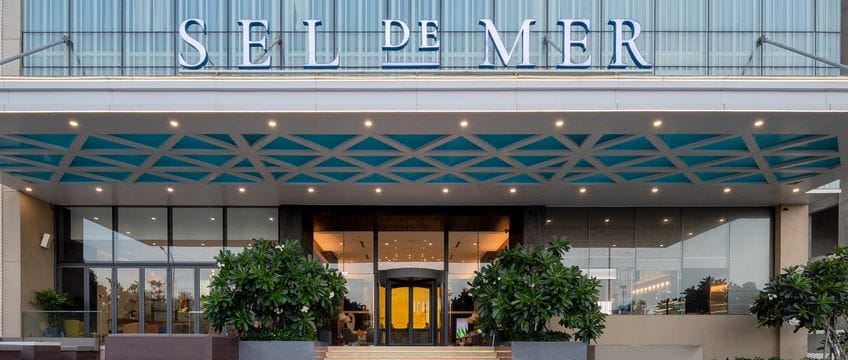 Sel de Mer Hotel & Suites