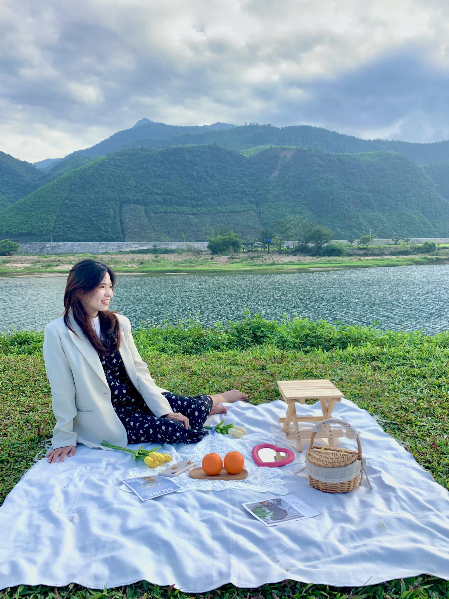 Tiệm Cô Thắm - Cho Thuê Đồ Ngoại Cảnh Đà Nẵng CN Liên Chiểu 