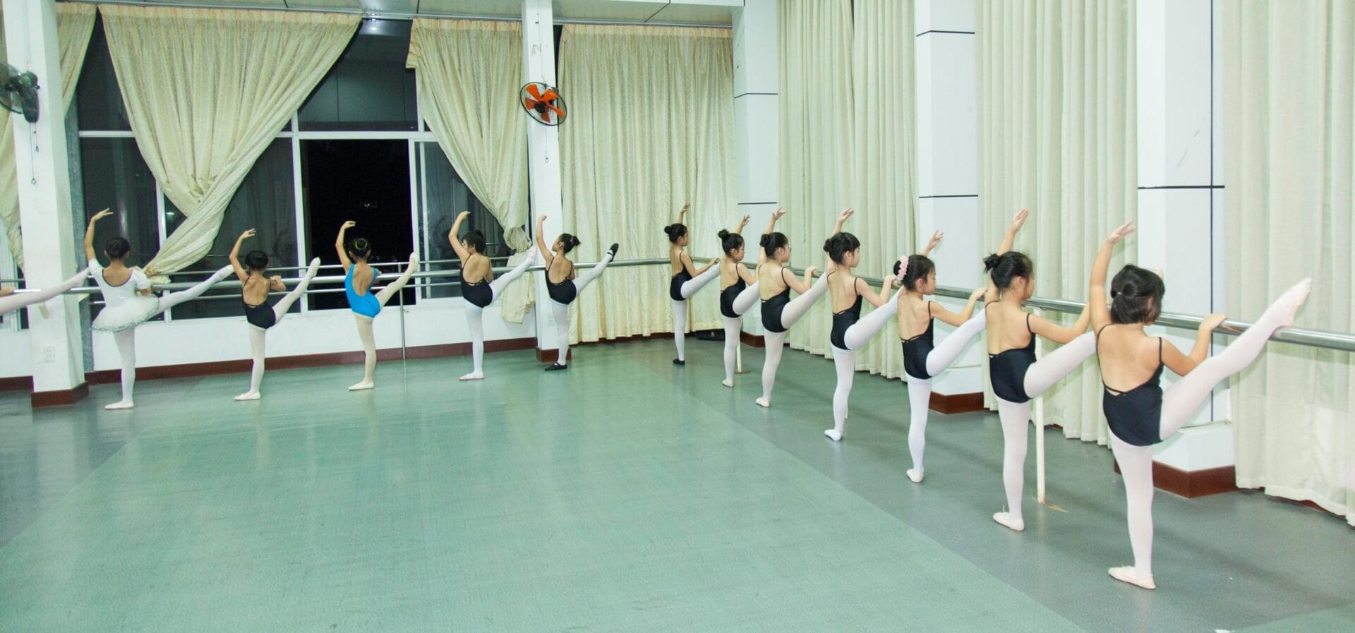 lớp dạy múa tại Đà Nẵng