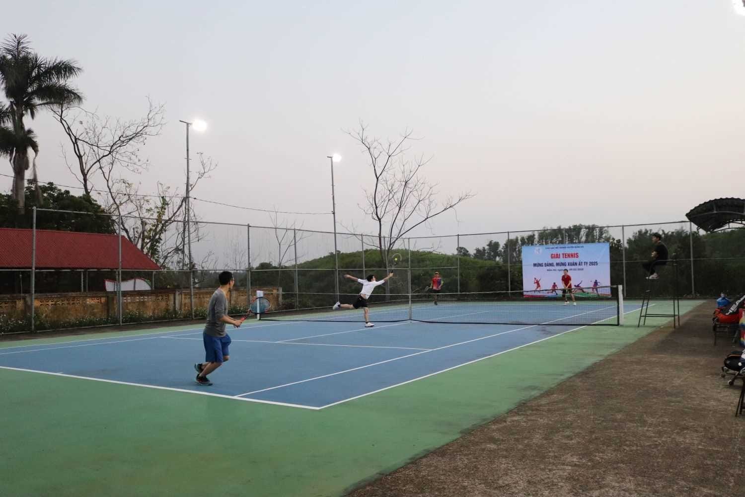 San Tennis BCHQS Lien Chieu