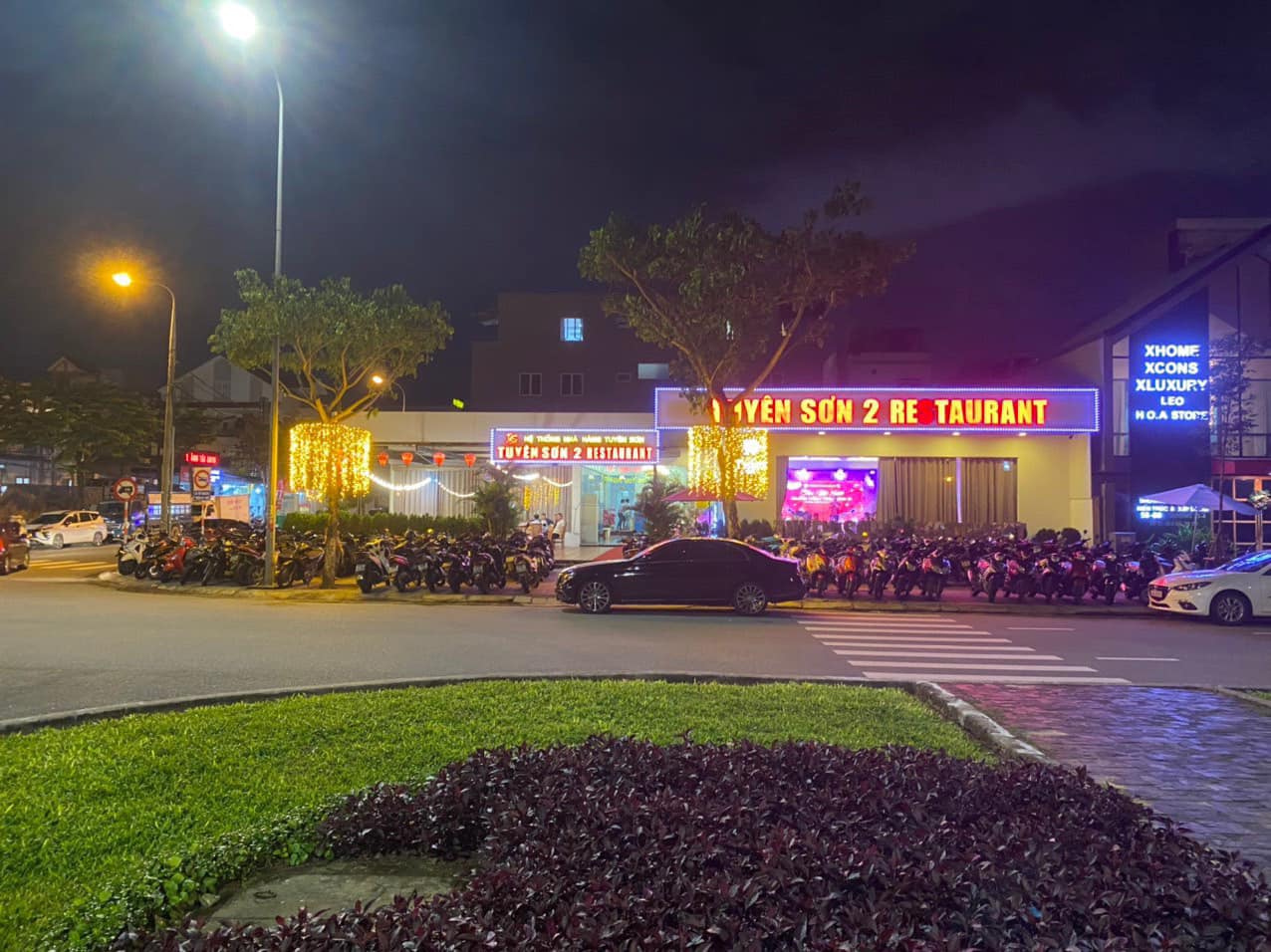 Nhà hàng Tuyên sơn đà nẵng