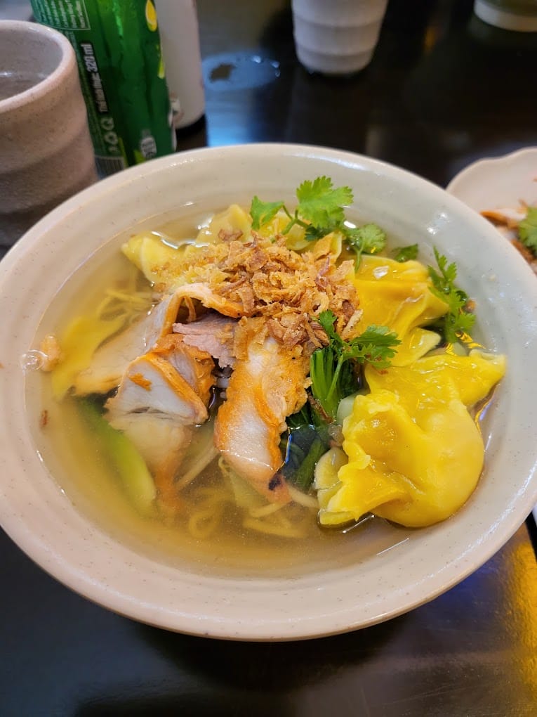 Quán mì hoành thánh Đà Nẵng