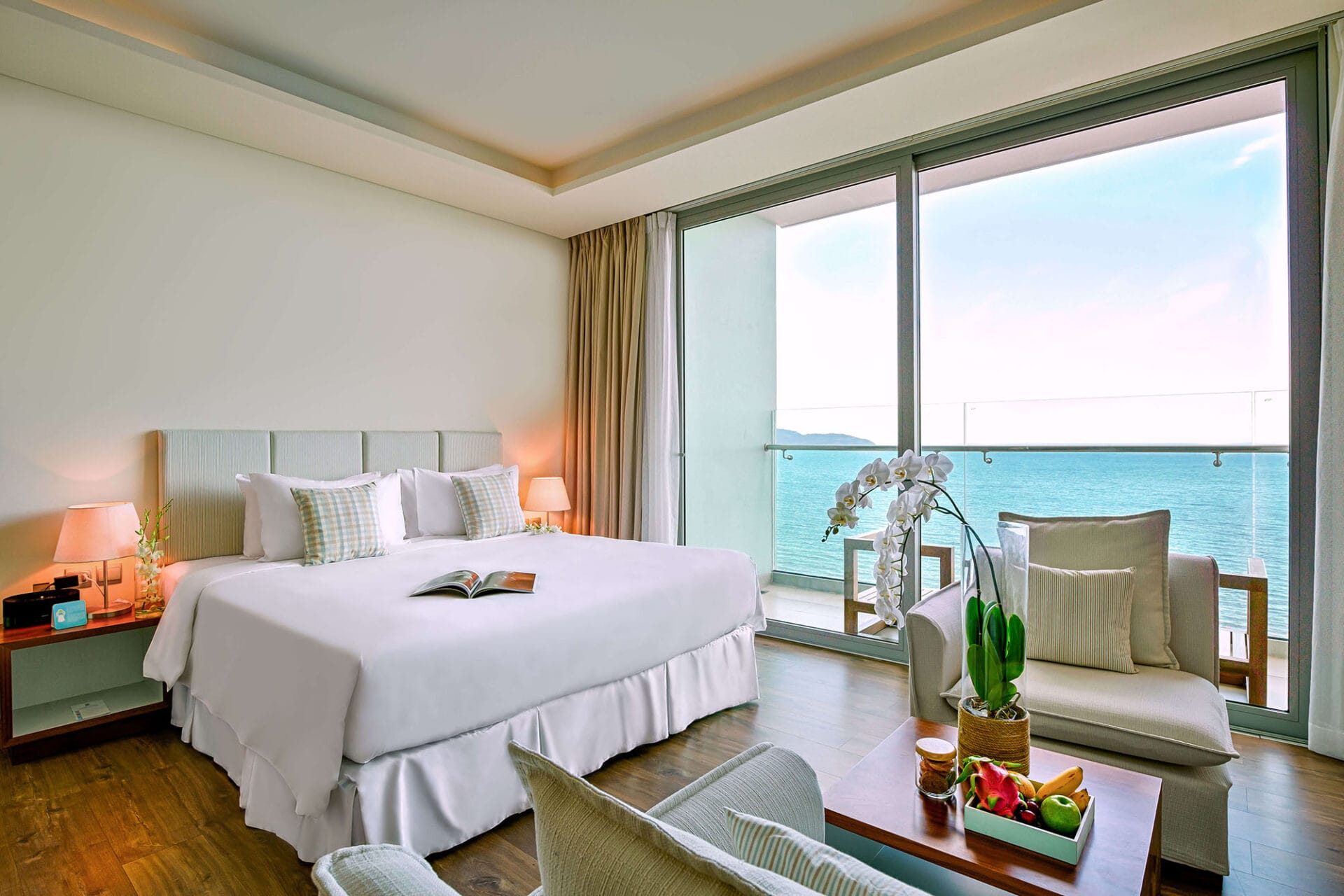 a la carte danang beach