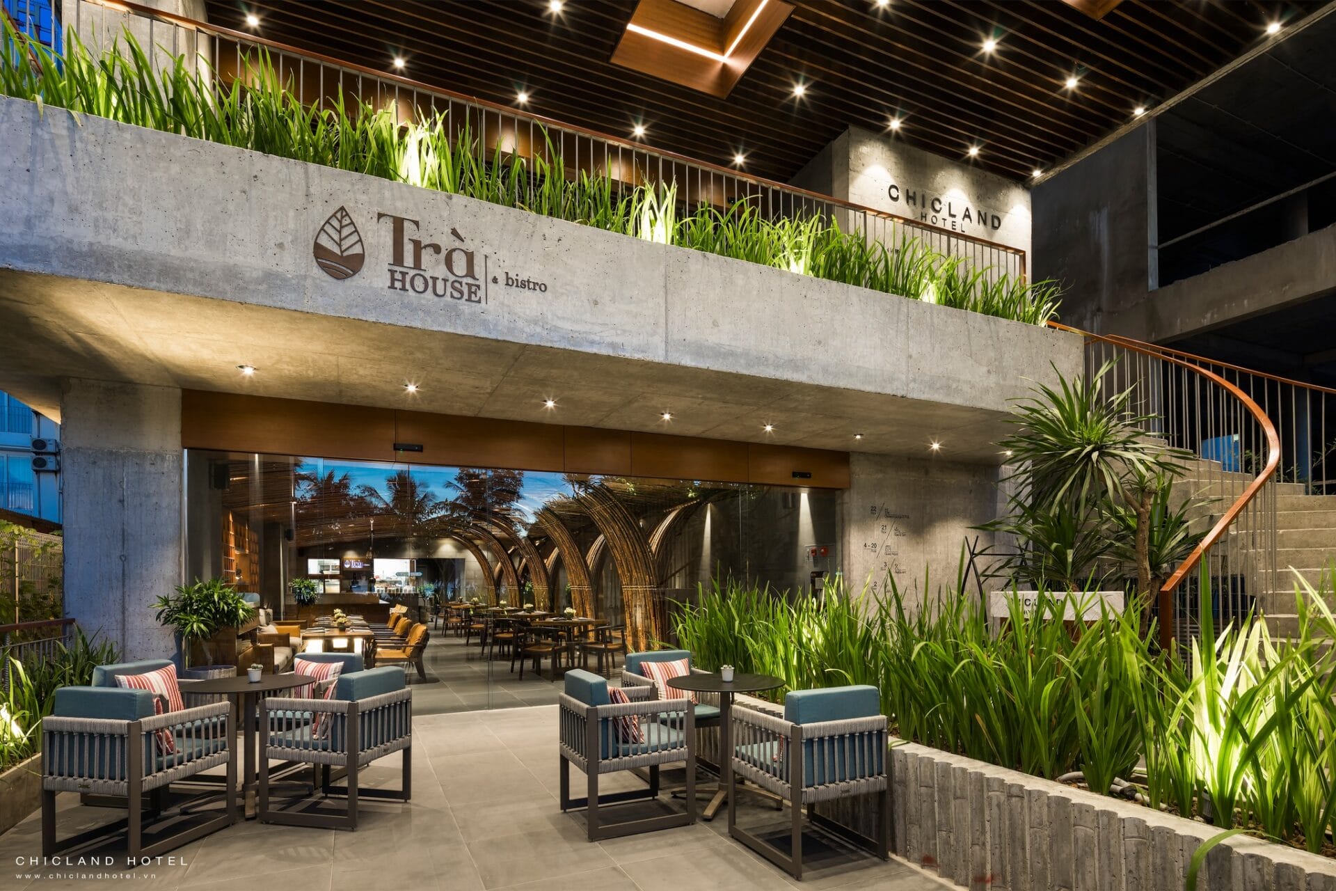 Trà House and Bistro