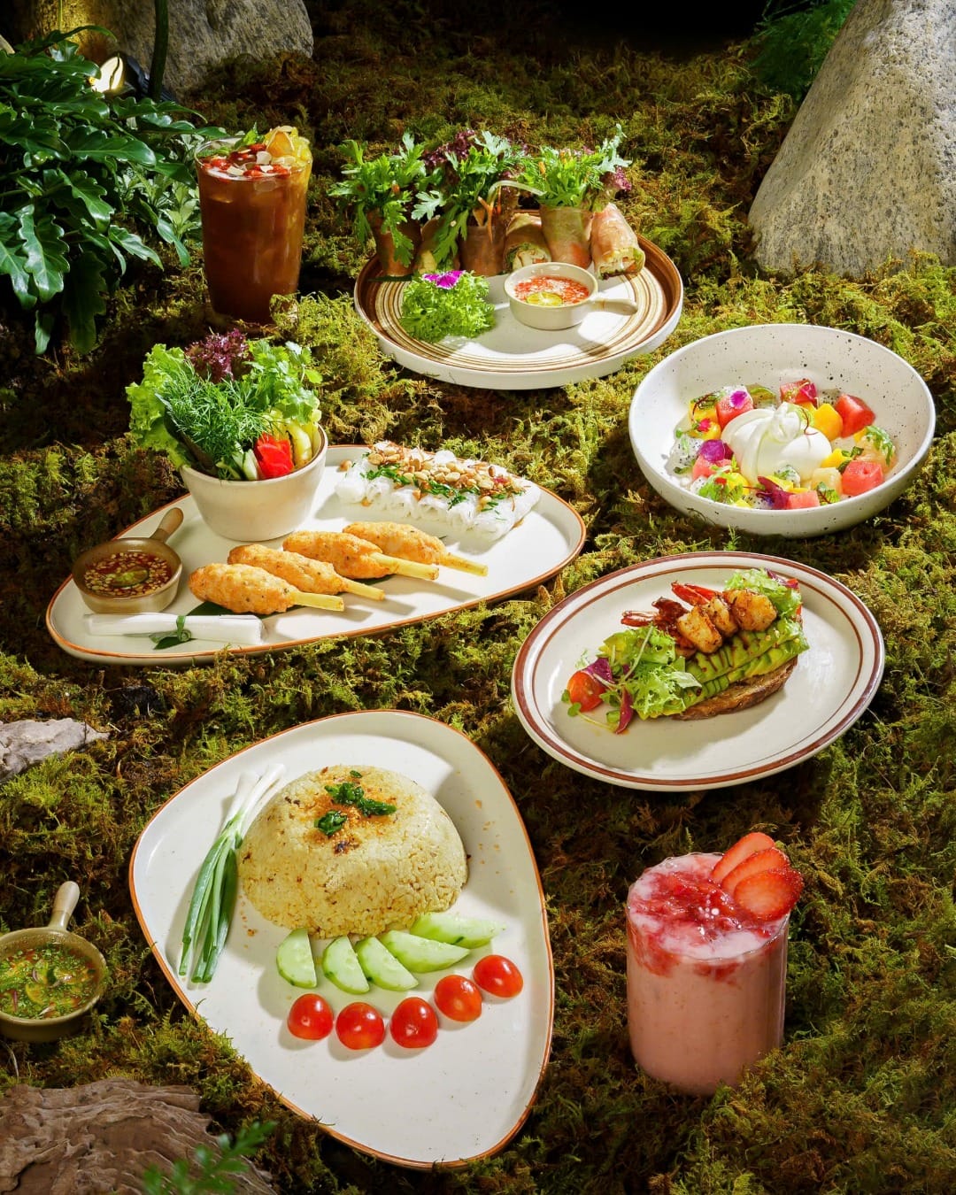 Thìlà Cafe & Bistro