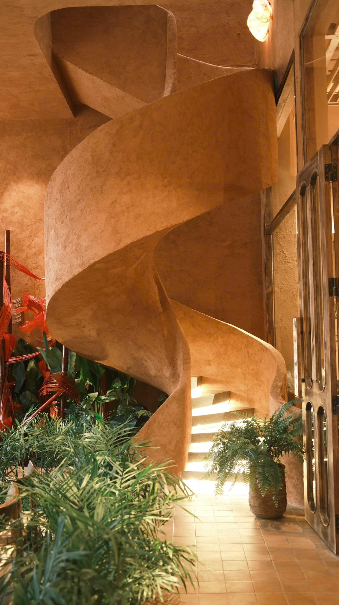 Thìlà Cafe & Bistro