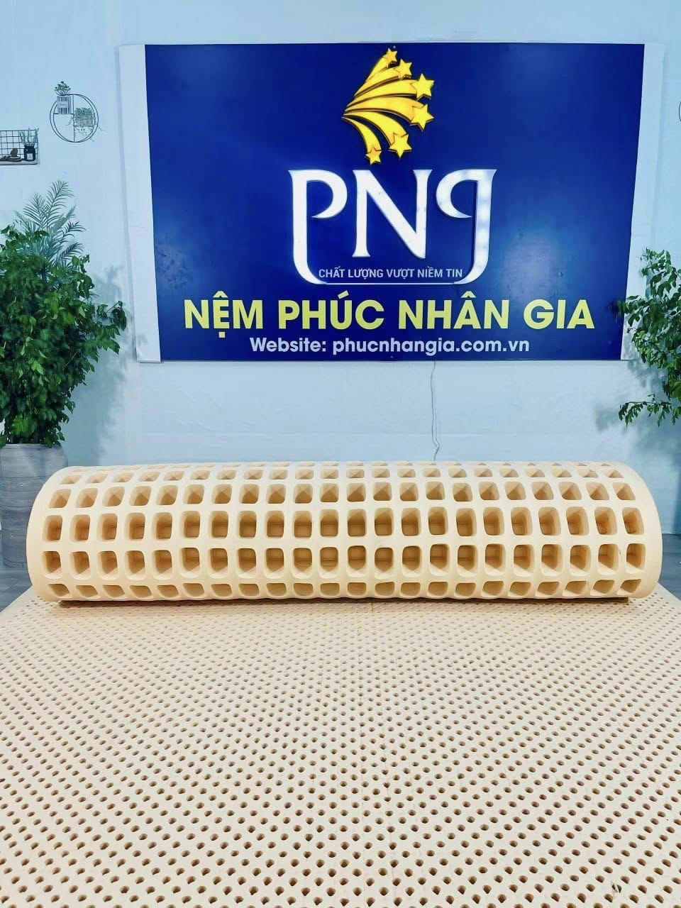 top-10-cua-hang-chan-ga-goi-dem-da-nang-uy-tin-1