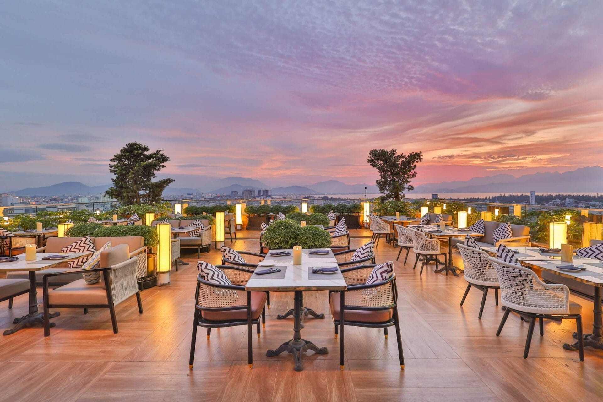 Đặt phòng khách sạn New Orient Hotel Đà Nẵng