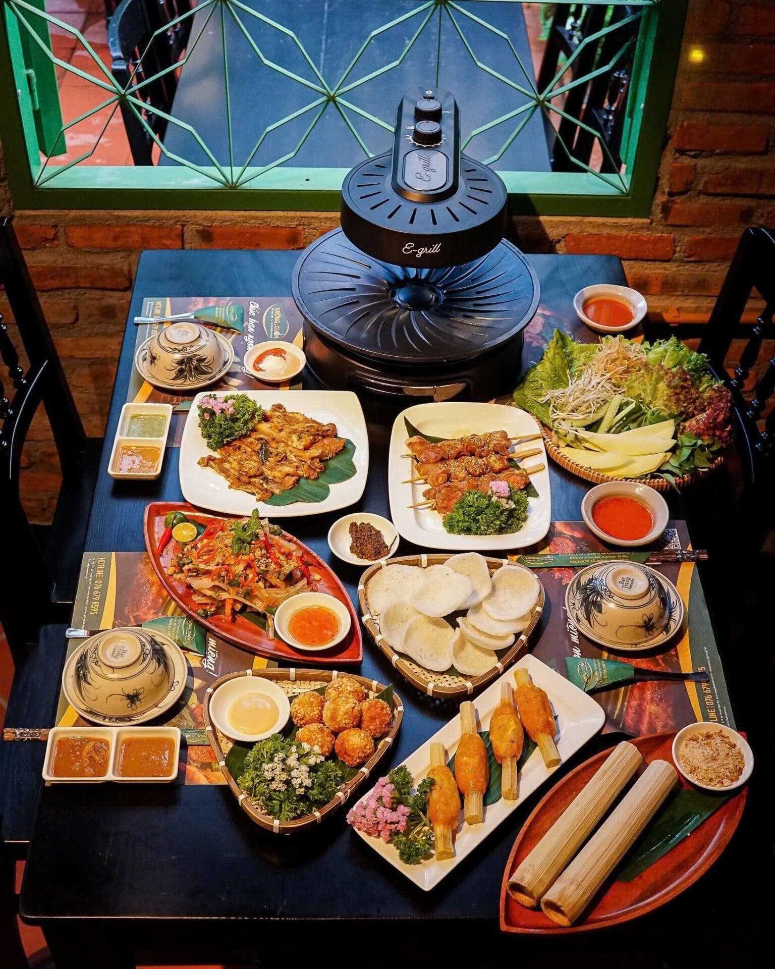 Ẩm Thực Việt.Nướng và Cuốn 