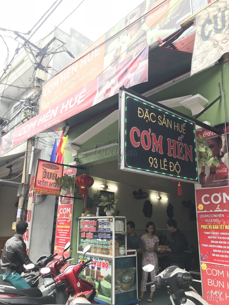 Cơm hến đặc sản Huế