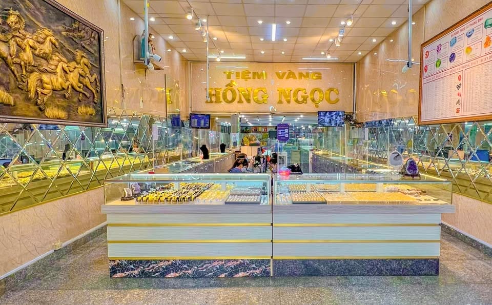 cong ty tnhh trang suc vang bac ngoc hong