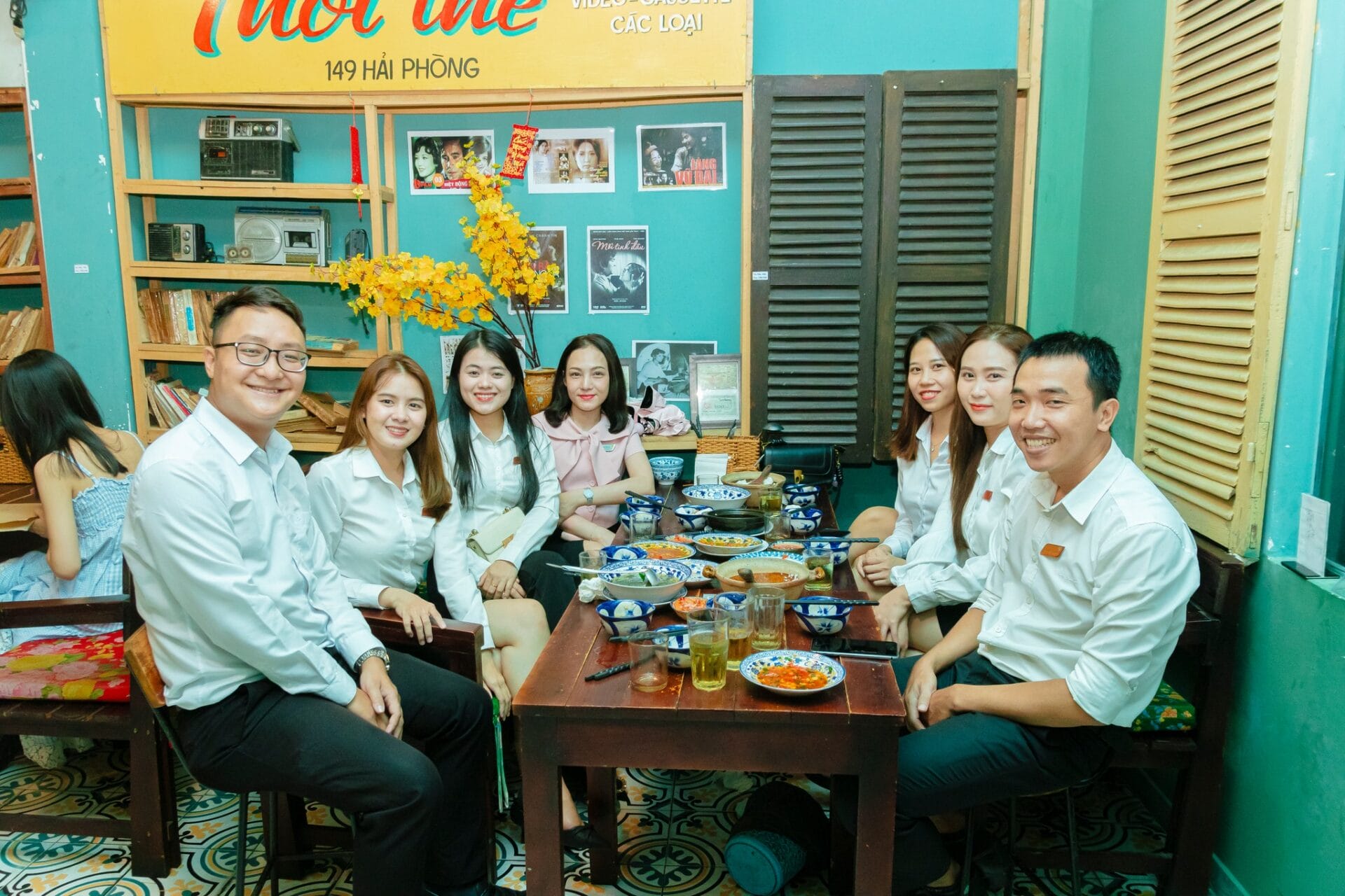 Cửa hàng ăn uống Mậu Dịch 1986