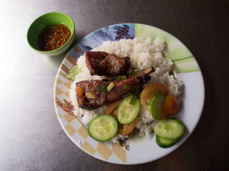 quan com tam hu tieu thuan viet