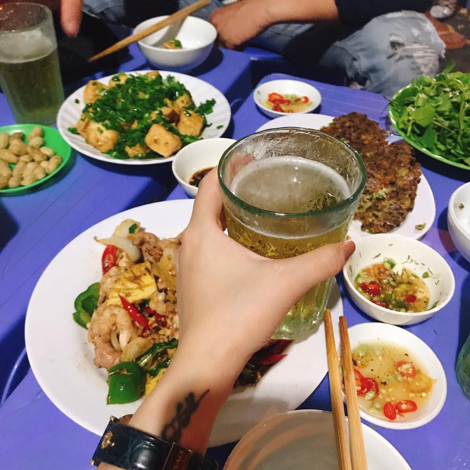 quan thom bia tuoi viet ha