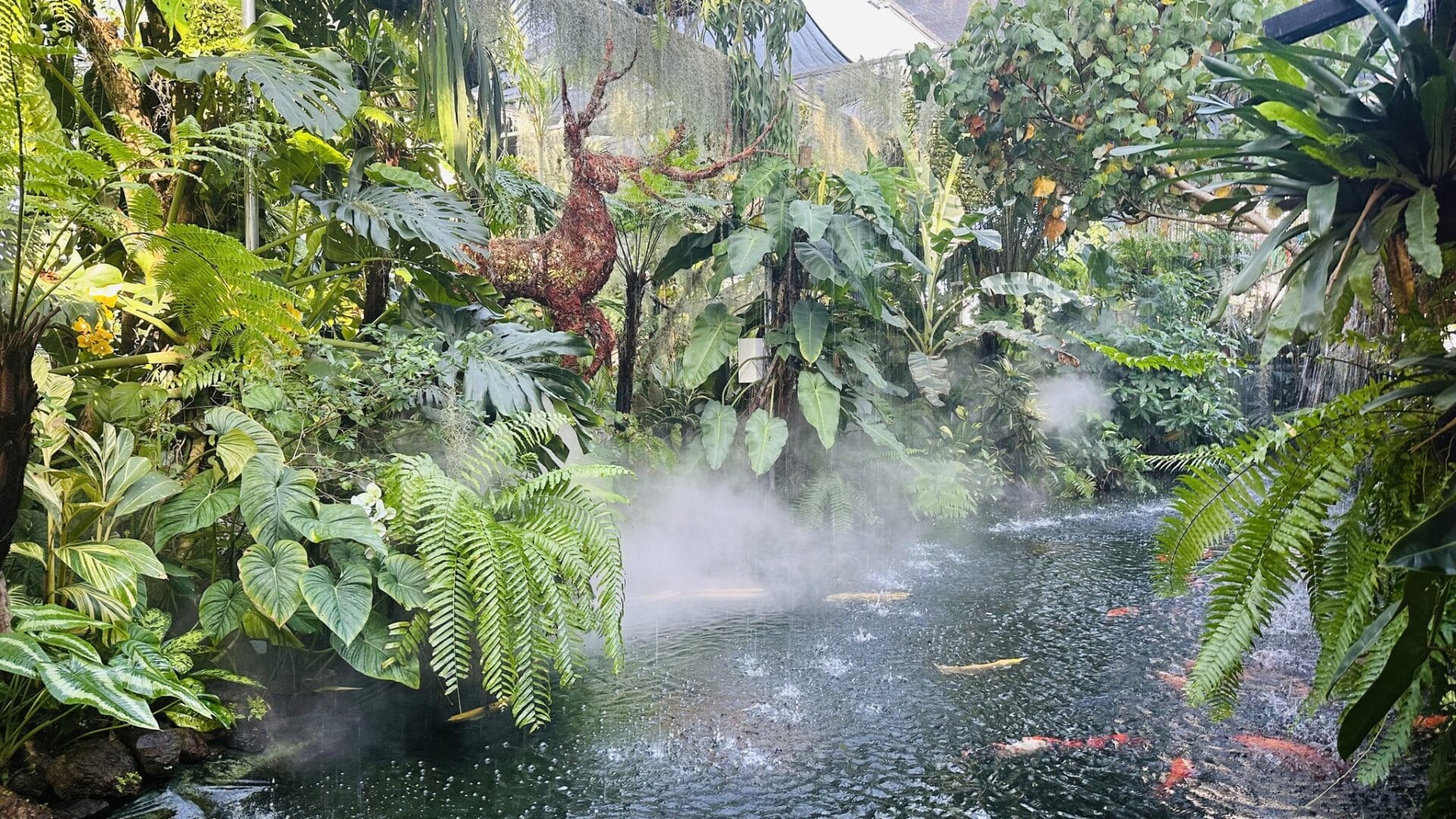 Tiệm cây và nước 