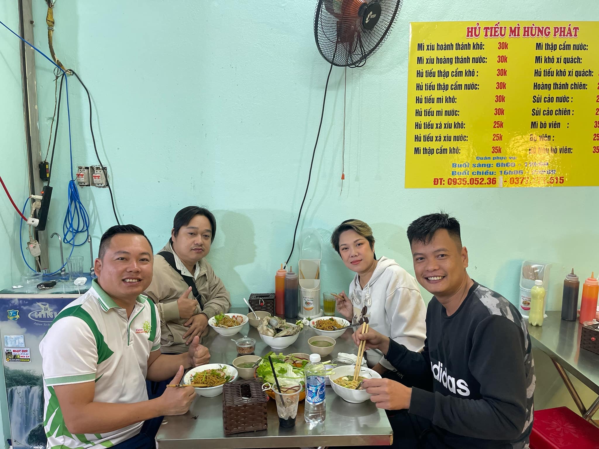 tiem hu tieu mi hung phat