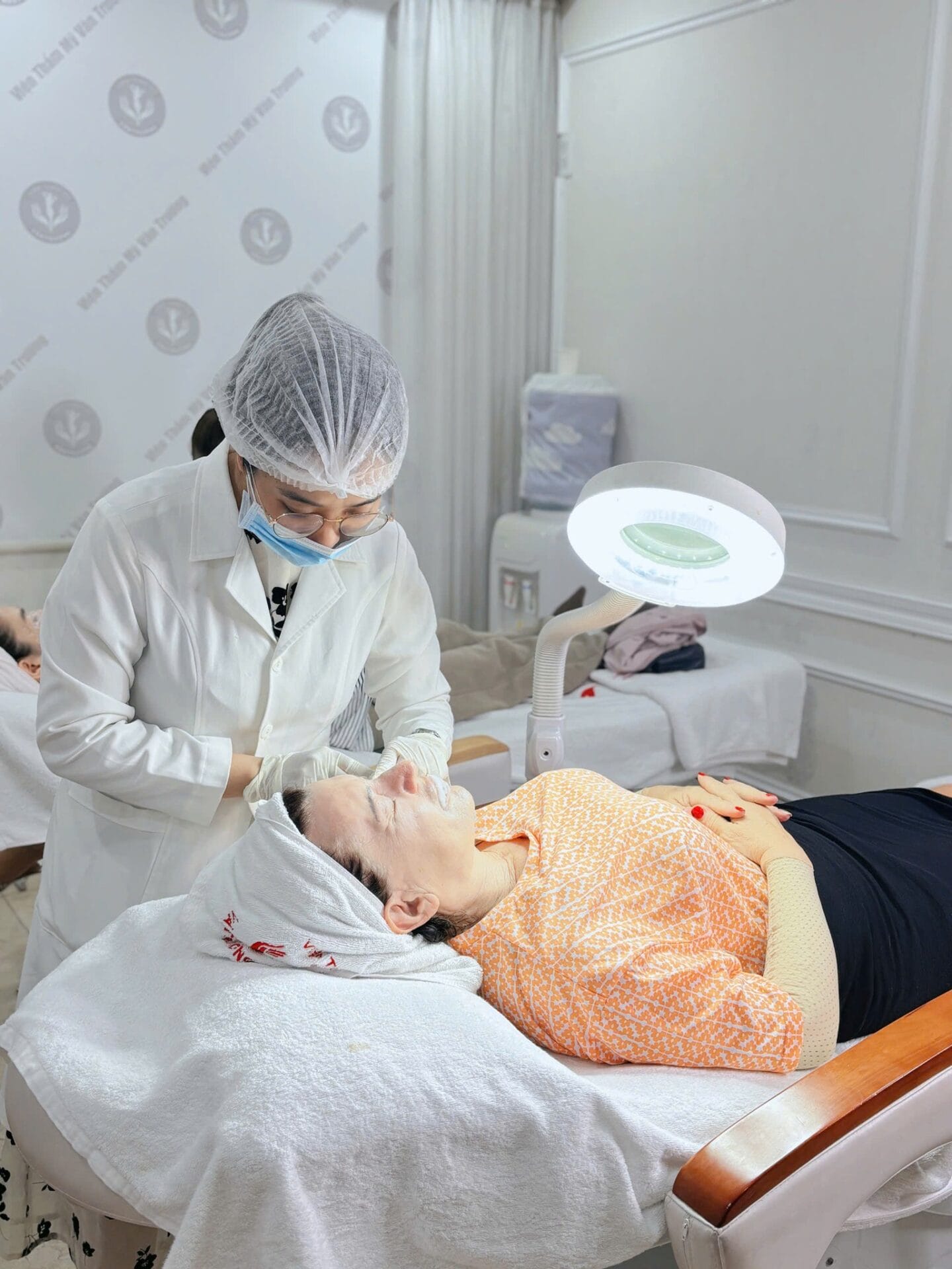 vien tham my van truong