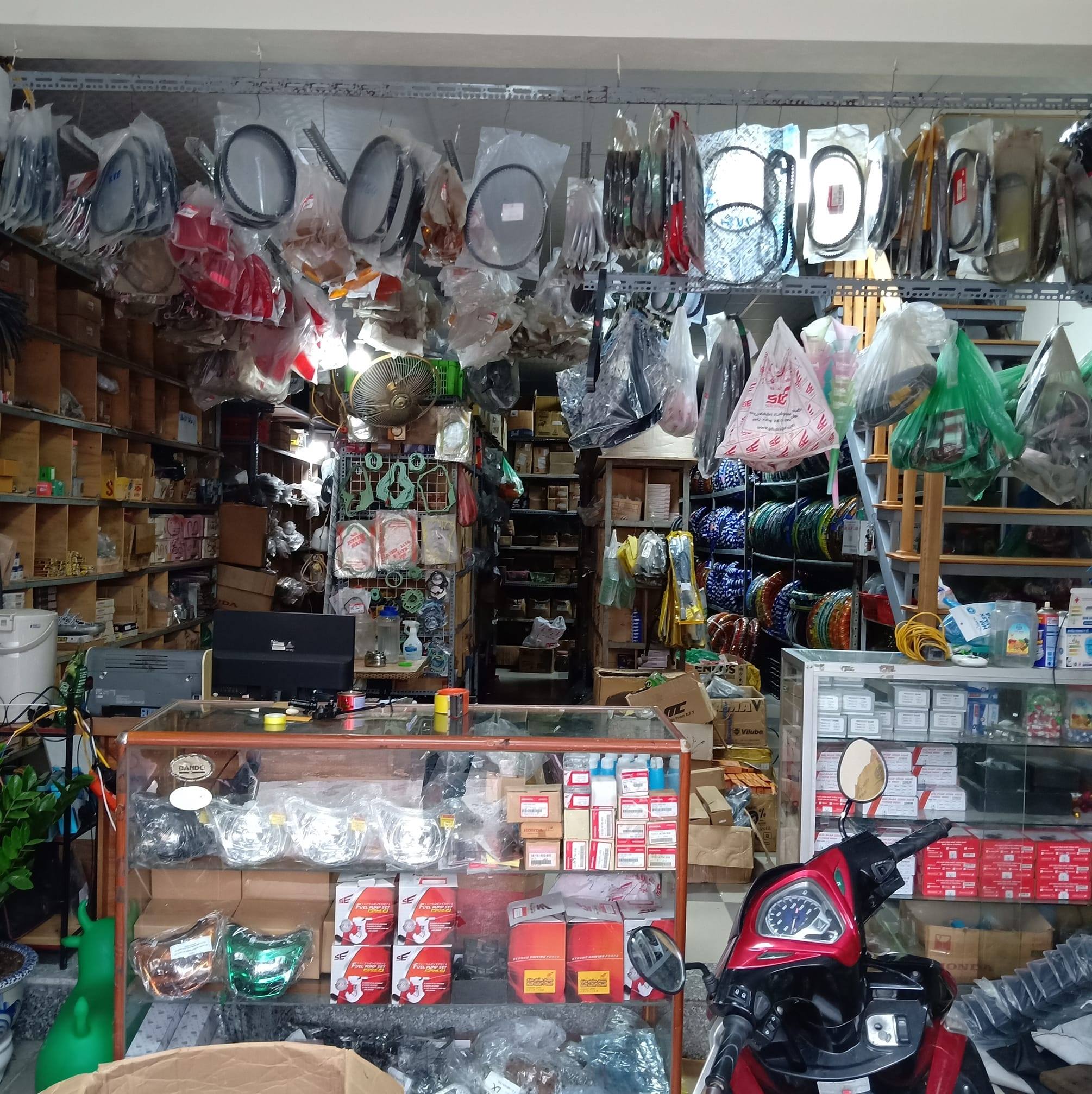 cua hang phu tung son hai 1