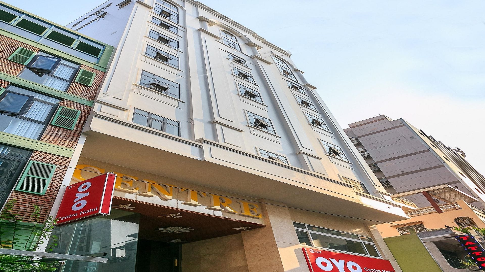 Khách sạn Centre