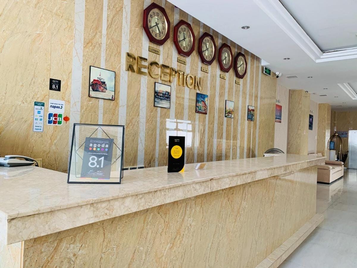 Nhật Linh Hotel and Suite