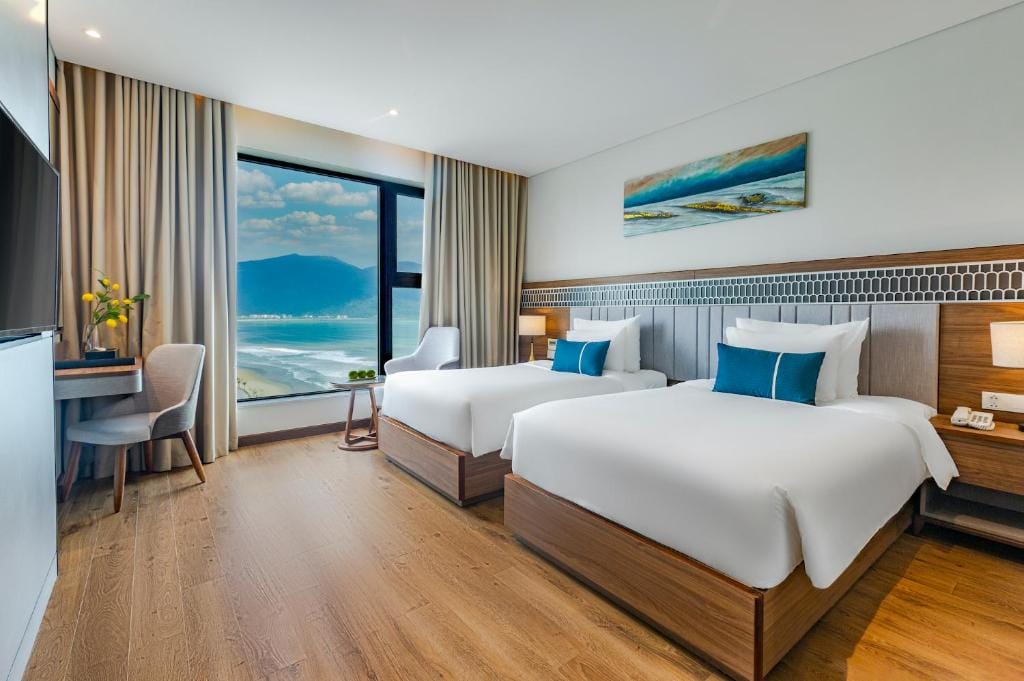Peninsula Hotel Danang