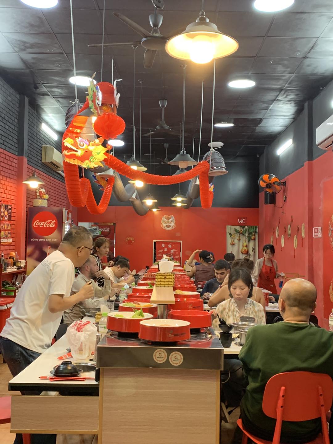 Lẩu băng chuyền Đà Nẵng