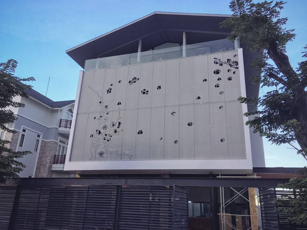 Tam op tuong xi mang 4