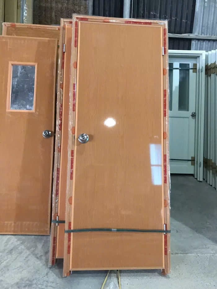 cửa nhựa nhà tắm